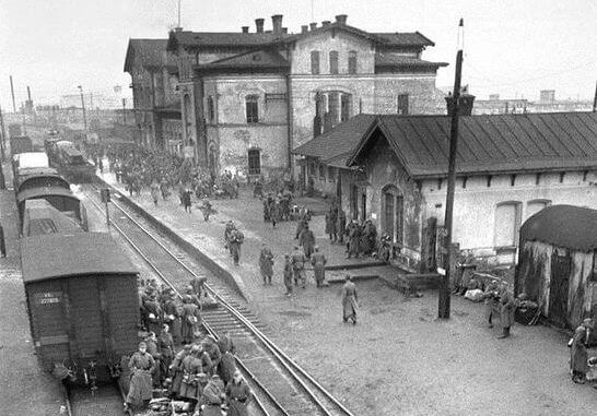 Залізничний вокзал (станція Кропивницький), 1943 рік