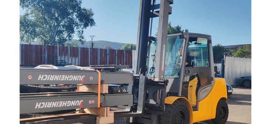 forklift booster lift