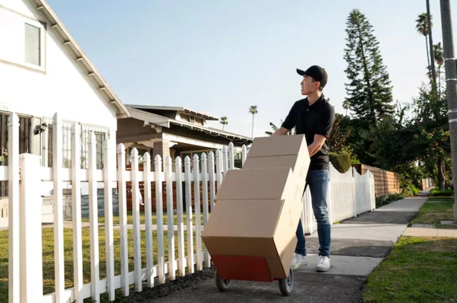 Як дізнатись вартість вантажного таксі?