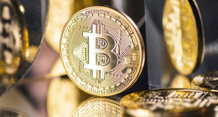 Від чого залежить курс Bitcoin і чому він постійно змінюється